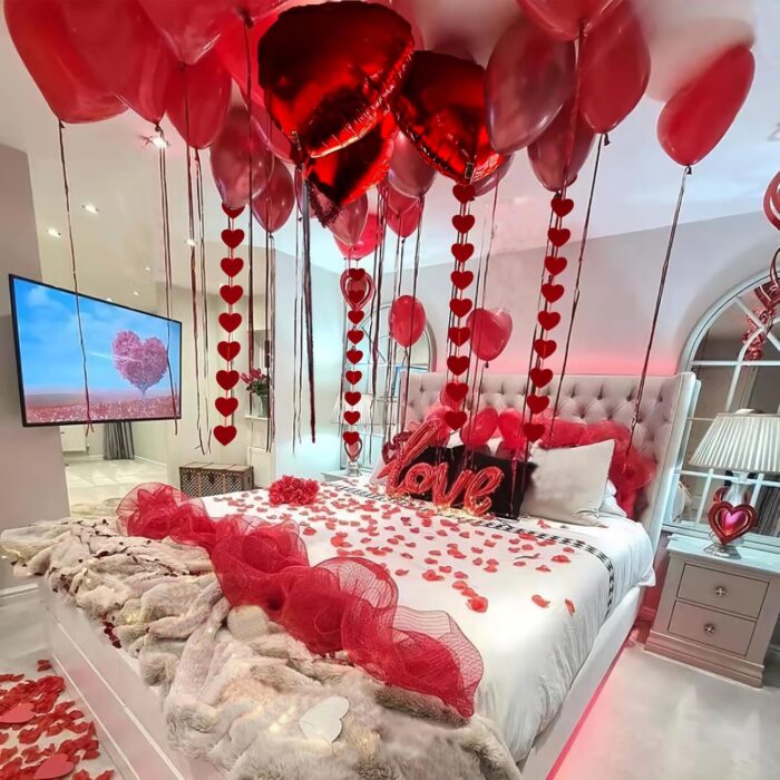6554c06d99f0b342fd3d834b valentines day decor 1113pcs red felt
